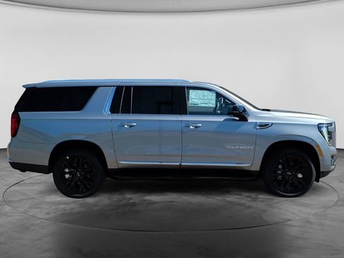 New 2026 GMC Yukon XL Elevation w/ Elevation Premium Package AWD/4WD image 10
