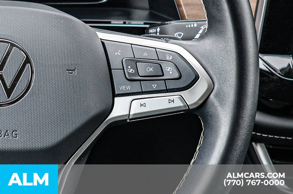 Used 2024 Volkswagen Atlas SE FWD image 36