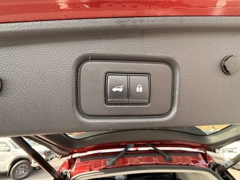 Certified 2023 Nissan Pathfinder SL w/ SL Premium Package image 21