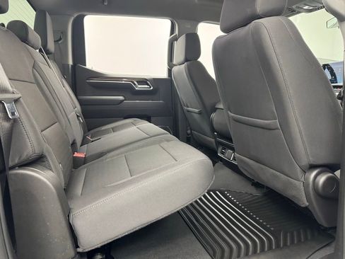 Used 2024 Chevrolet Silverado 1500 LT AWD/4WD image 34