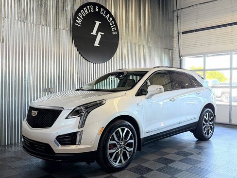 Used 2022 Cadillac XT5 Sportv w/ Platinum Package AWD/4WD image 1