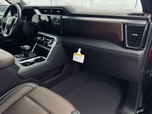 New 2026 GMC Sierra 1500 Denali w/ Technology Package image 31