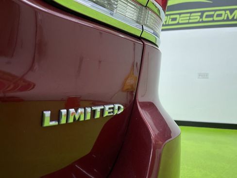 Used 2014 Jeep Grand Cherokee Limited image 13