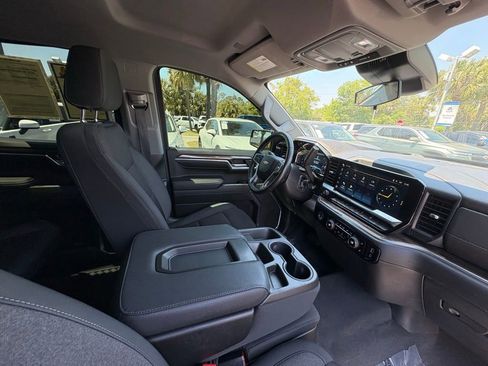 Used 2023 Chevrolet Silverado 1500 LT AWD/4WD image 24