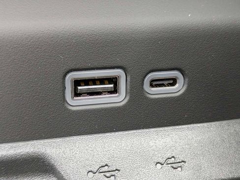 New 2025 Chevrolet Tahoe Premier image 25