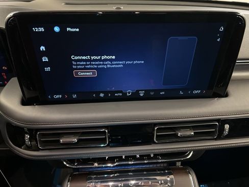 Used 2026 Lincoln Aviator Reserve image 10