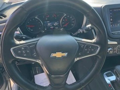 Used 2024 Chevrolet Equinox LT w/ LPO, Floor Liner Package image 14