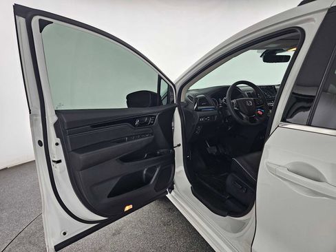Used 2026 Honda Odyssey Elite image 21