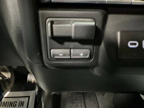 Used 2022 Chevrolet Silverado 2500 LT AWD/4WD image 34