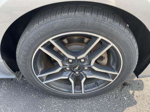 Used 2020 Ford Mustang Premium RWD image 10