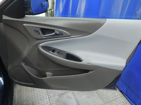 Used 2019 Chevrolet Malibu LT image 32