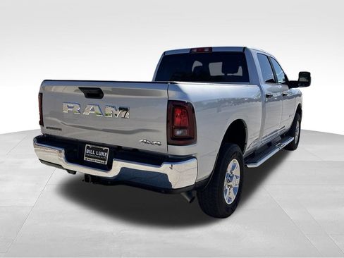 Used 2026 RAM 2500 Big Horn AWD/4WD image 7