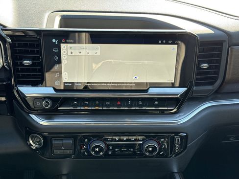 Used 2023 Chevrolet Silverado 1500 High Country w/ Technology Package image 29