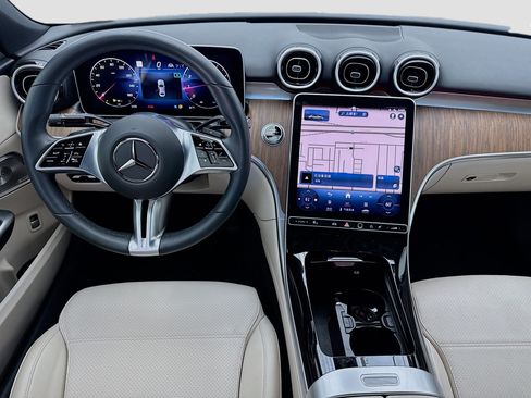 Used 2023 Mercedes-Benz C 300 4MATIC Sedan w/ Exclusive Trim Package image 15