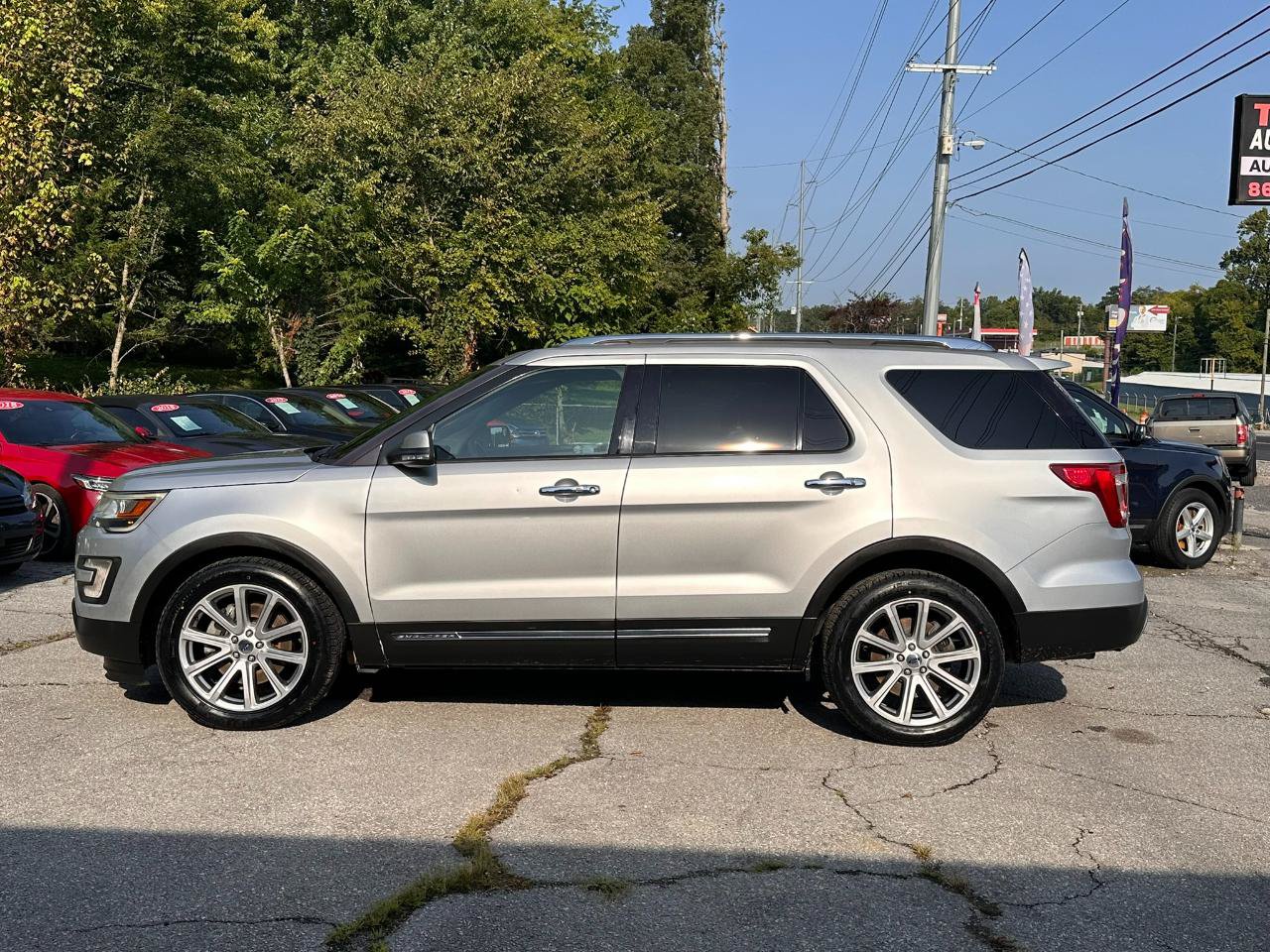 Used 2016 Ford Explorer Limited FWD image 8