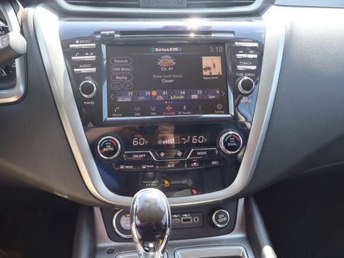 Used 2023 Nissan Murano SV w/ SV Midnight Edition Package AWD/4WD image 18