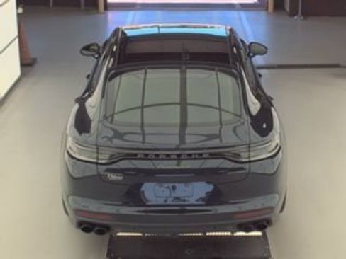 Used 2023 Porsche Panamera 4 Platinum Edition AWD/4WD image 10