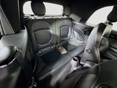 Used 2022 MINI Cooper S w/ Driver Assistance Package FWD image 26