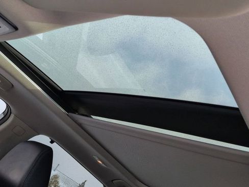 Used 2021 Nissan Rogue Platinum image 13