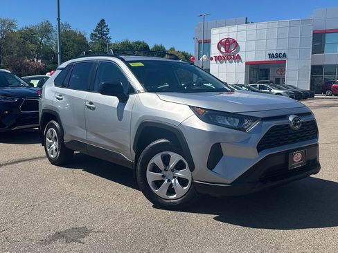 Used 2021 Toyota RAV4 LE w/ Carpet Mat Package (TMS) AWD/4WD image 1