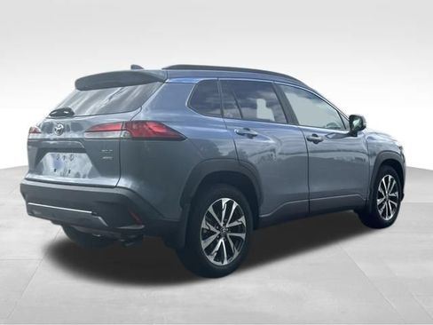 Certified 2023 Toyota Corolla Cross XLE AWD/4WD image 5