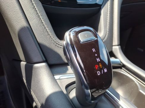 Certified 2023 Cadillac XT5 Luxury AWD/4WD image 28