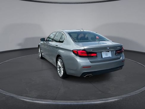 Used 2023 BMW 540i xDrive w/ Premium Package AWD/4WD image 10
