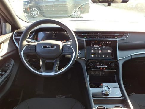 New 2026 Jeep Grand Cherokee Laredo X AWD/4WD image 13
