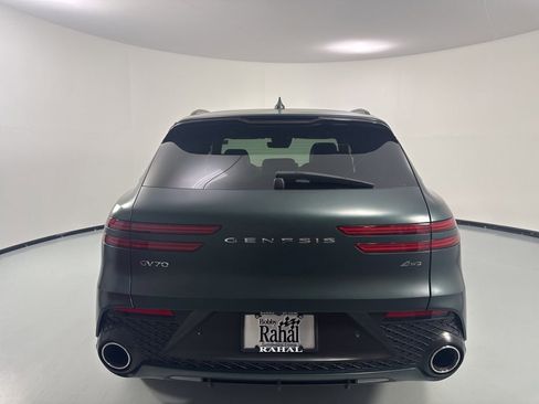 Used 2023 Genesis GV70 2.5T w/ Sport Prestige Package AWD/4WD image 6