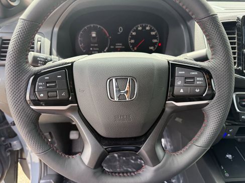 New 2026 Honda Ridgeline Black Edition image 15