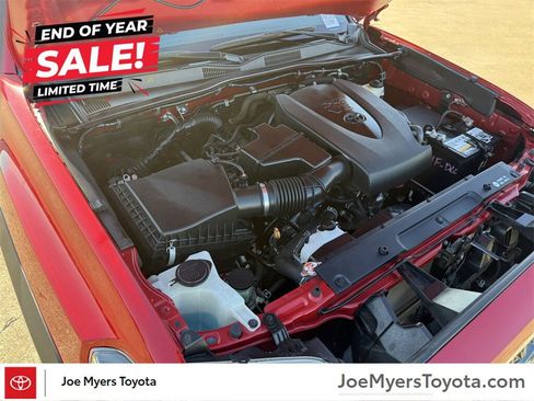 Used 2018 Toyota Tacoma TRD Off-Road image 28