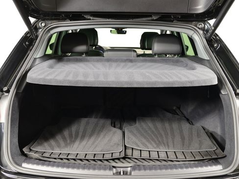 Certified 2024 Audi Q4 e-tron Prestige w/ Black Optic Package image 24