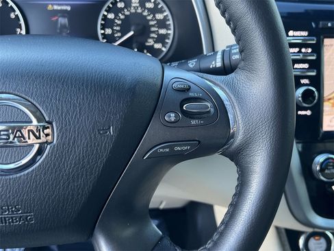 Used 2022 Nissan Murano SL w/ SL Moonroof Package image 11