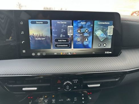 New 2026 Nissan Kicks SR w/ SR Premium Package image 14