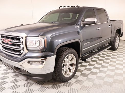 Used 2017 GMC Sierra 1500 SLT w/ SLT Premium Package AWD/4WD image 10