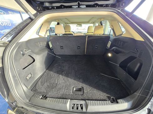 Used 2022 Ford Edge SEL w/ Convenience Package image 7