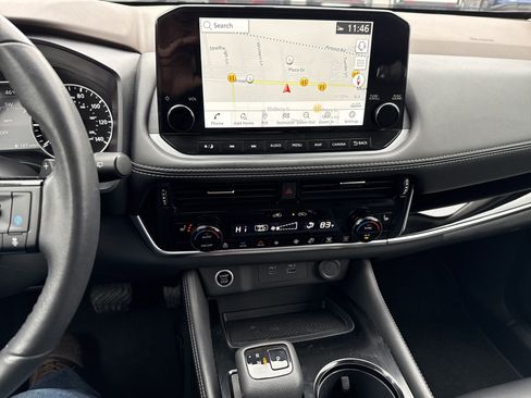 Used 2023 Nissan Rogue SL w/ SL Premium Package image 24