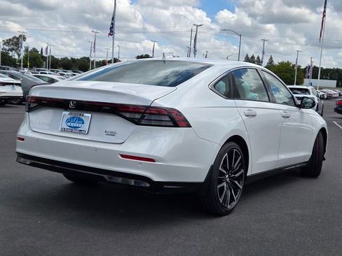 New 2026 Honda Accord Touring image 4
