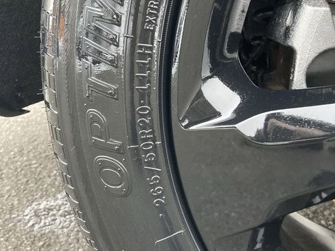 Used 2023 Jeep Grand Cherokee L Laredo image 36