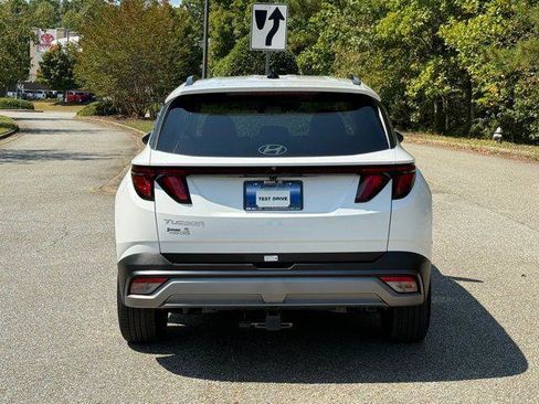 New 2026 Hyundai Tucson SEL image 5