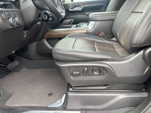 Certified 2025 Chevrolet Silverado 2500 High Country w/ Technology Package image 26