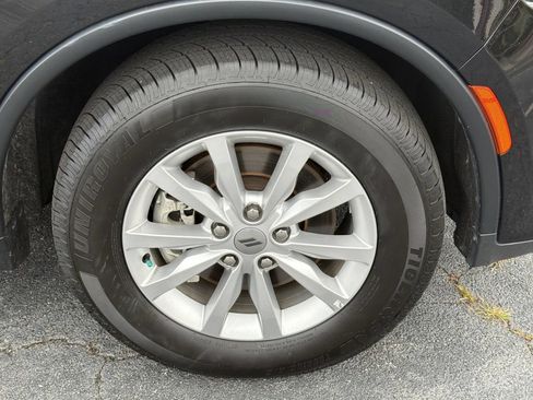 Used 2024 Dodge Durango SXT RWD image 11