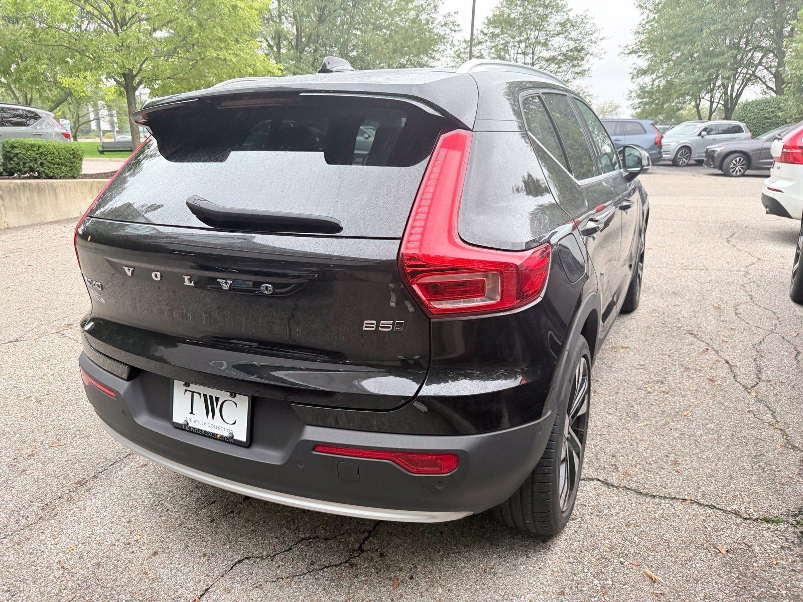 Used 2023 Volvo XC40 B5 Plus w/ Driver Assist Package AWD/4WD image 10