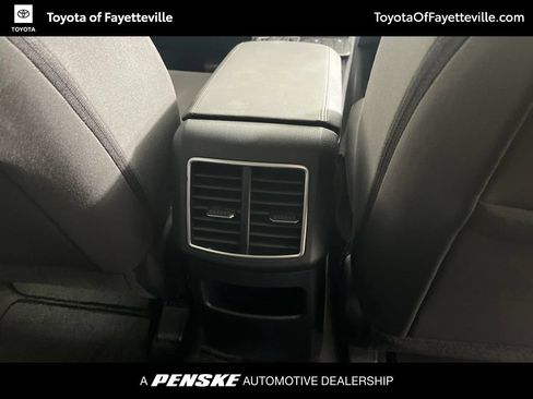 Used 2025 Kia Sportage LX AWD/4WD image 9