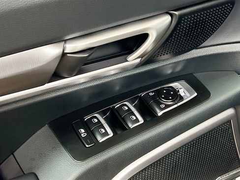 New 2025 Kia Telluride S image 18