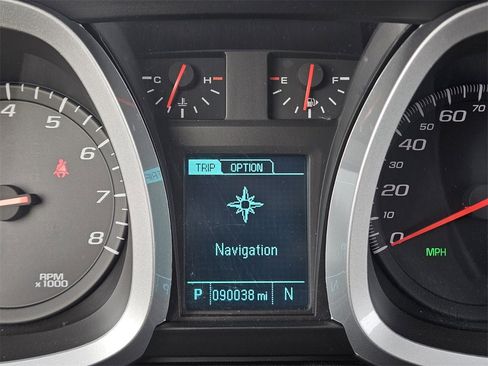 Used 2016 Chevrolet Equinox LTZ w/ Enhanced Convenience Package image 23