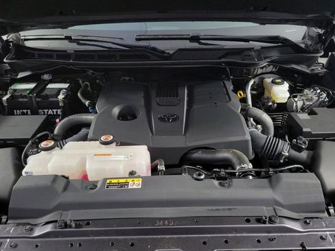 Used 2023 Toyota Tundra SR5 w/ SR5 Convenience Package image 14