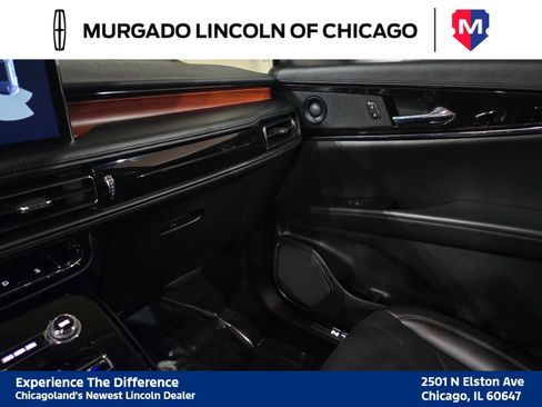 Used 2021 Lincoln Nautilus Reserve w/ Monochromatic Package image 34