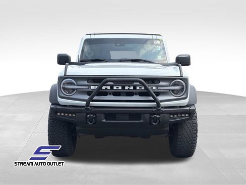 Used 2023 Ford Bronco Big Bend w/ Sasquatch Package AWD/4WD image 2