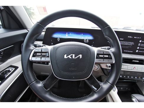 Certified 2024 Kia Telluride SX FWD image 19